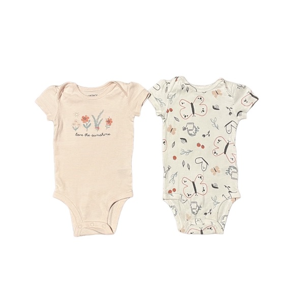 2 Pack Girls 6M Short Sleeve Onesies Bundle - Picture 1 of 3